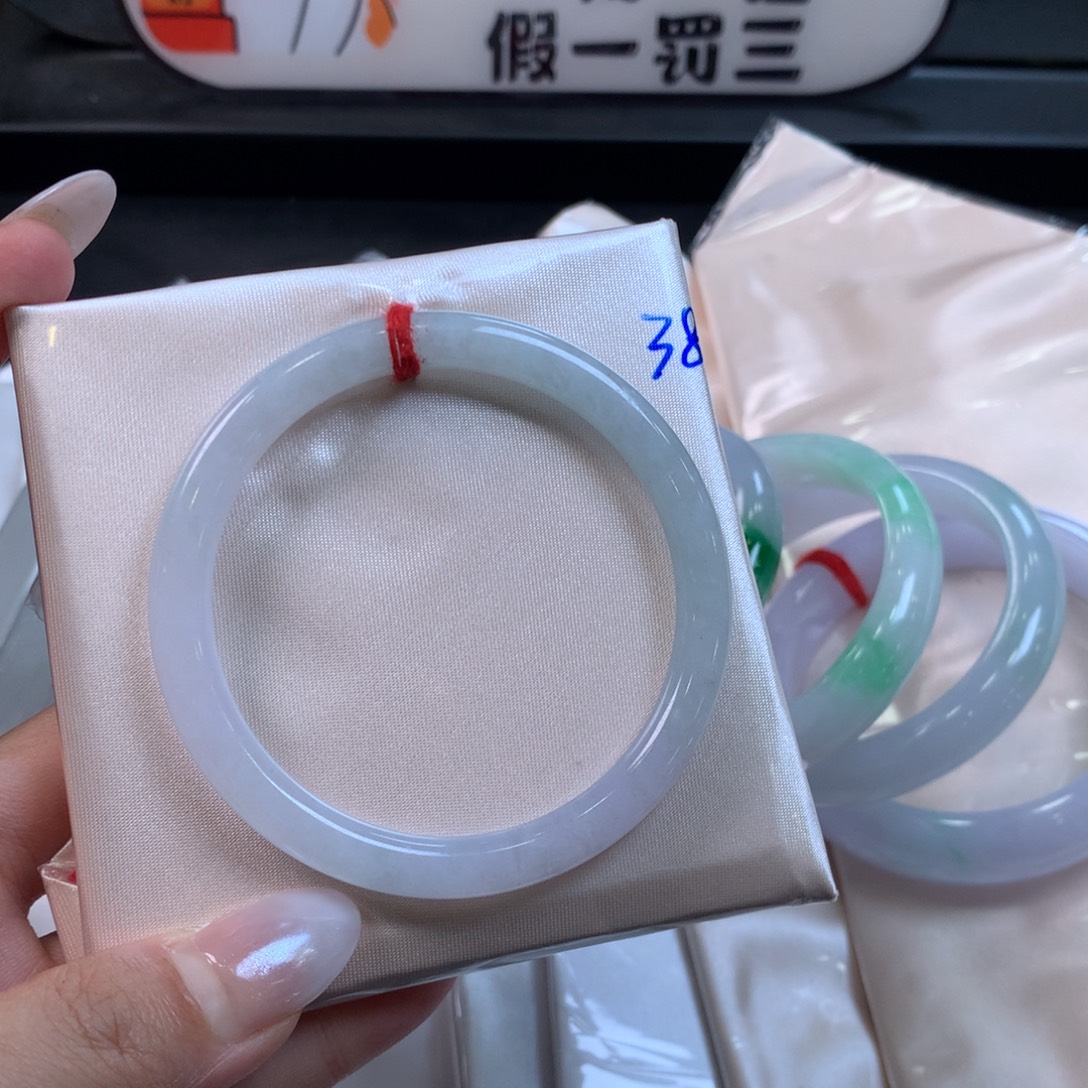 翡翠未镶嵌手镯54圈口