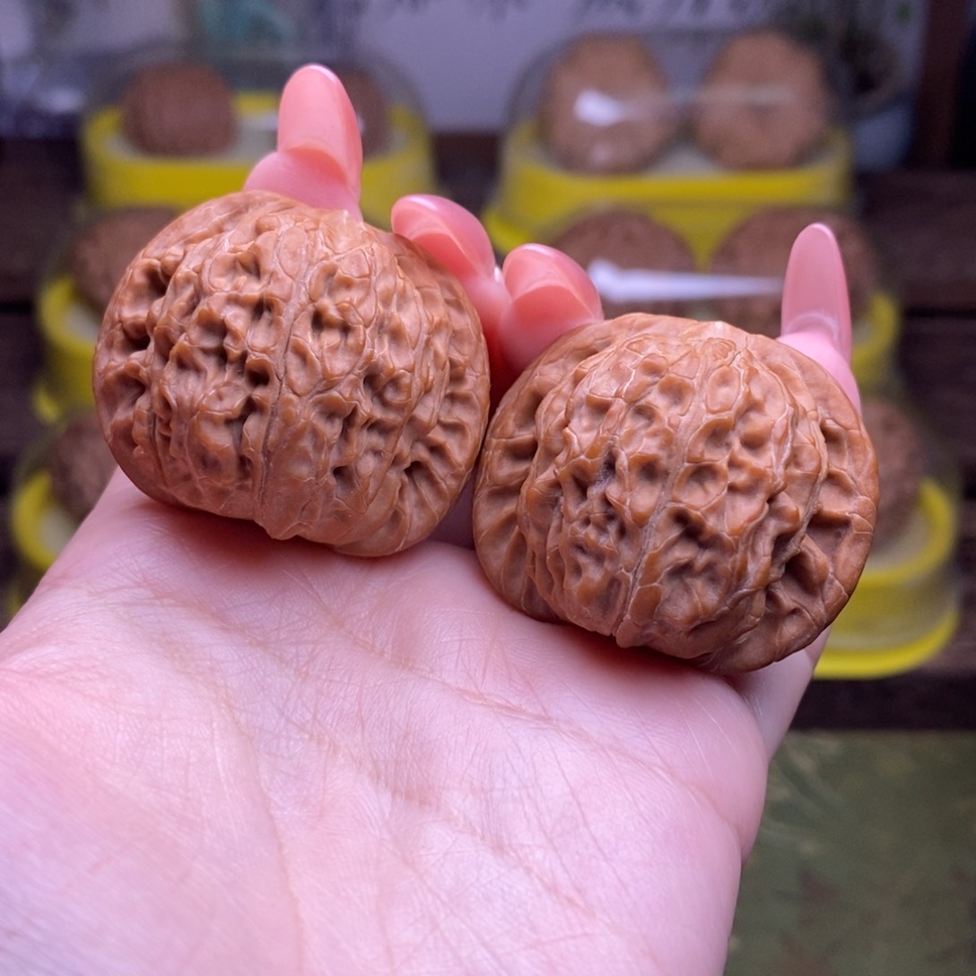 文玩核桃吊坠全品38尺山地正磨T01