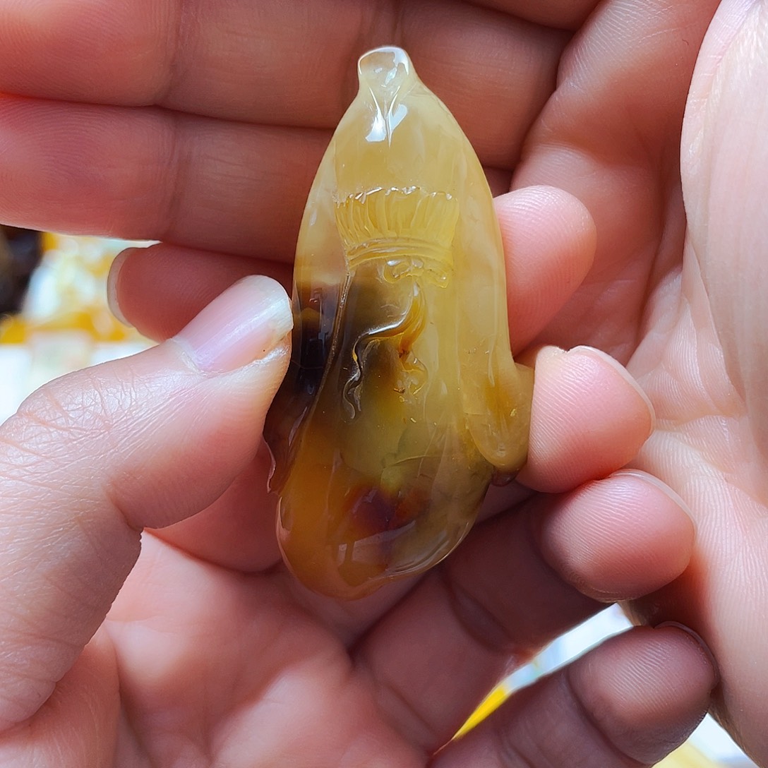 琥珀戒指未镶嵌吊坠