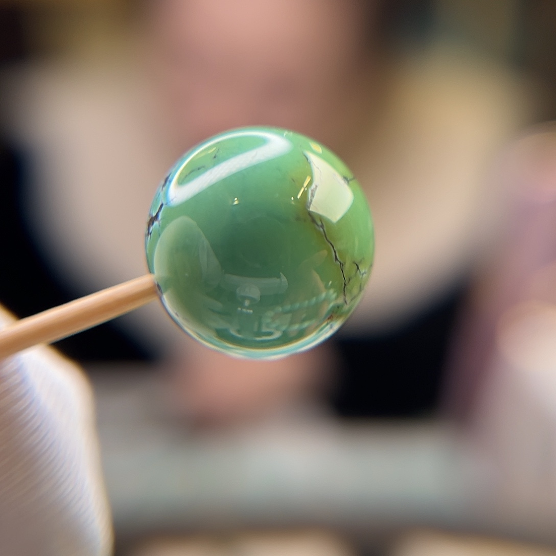 绿松石未镶嵌珠宝奇石15.8