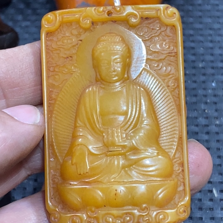 滴血莲花菩提吊坠