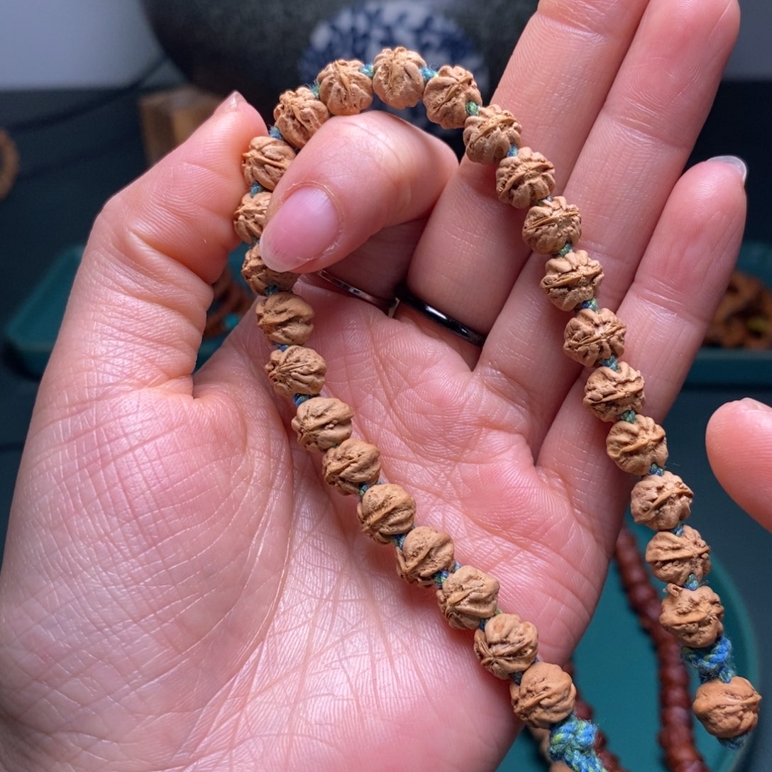 柏香籽/百香籽吊坠228.8彼岸花
