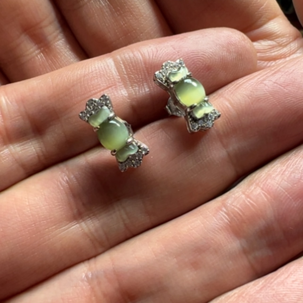 【闪购商品】银S925镶嵌和田玉耳饰