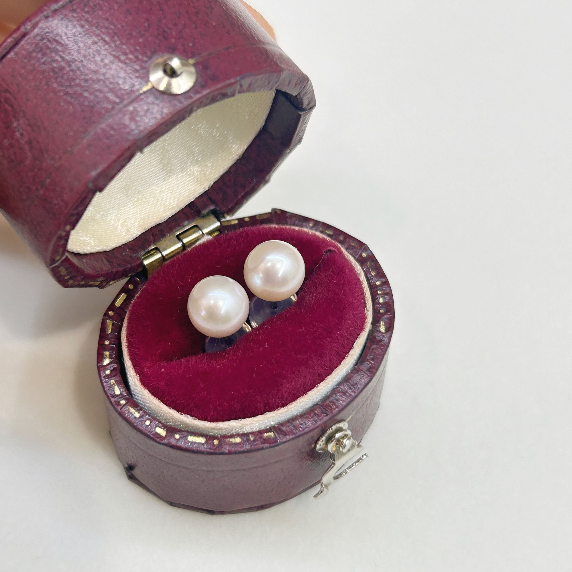 【罗伊伊推荐】白月光珍珠耳钉 5-6mm S925银（赠8-9mm耳钉）ZQ0014