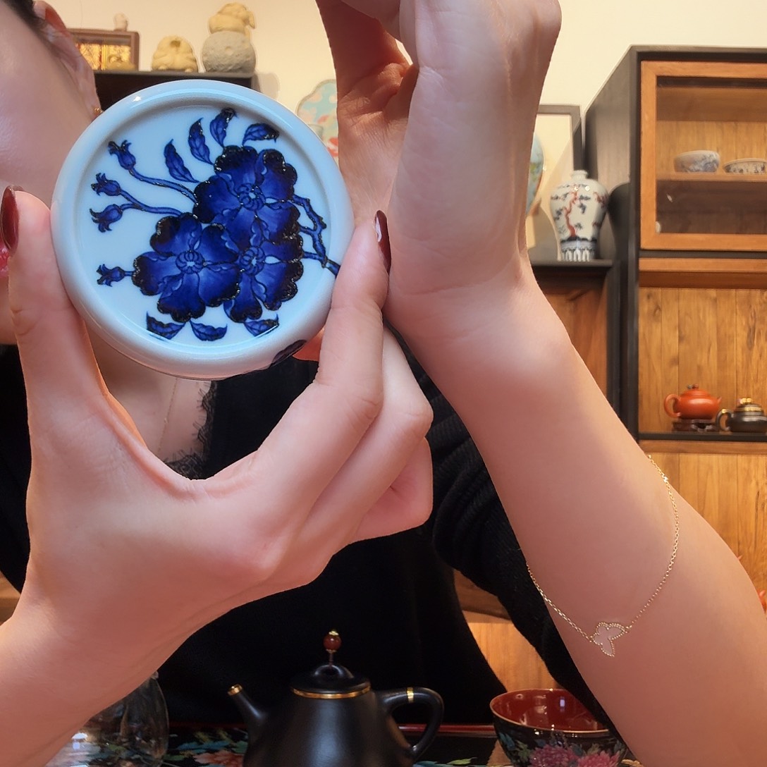 茶壶紫砂小**?335678889