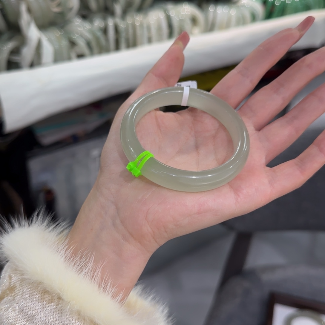 瑶***东陵石未镶嵌手镯