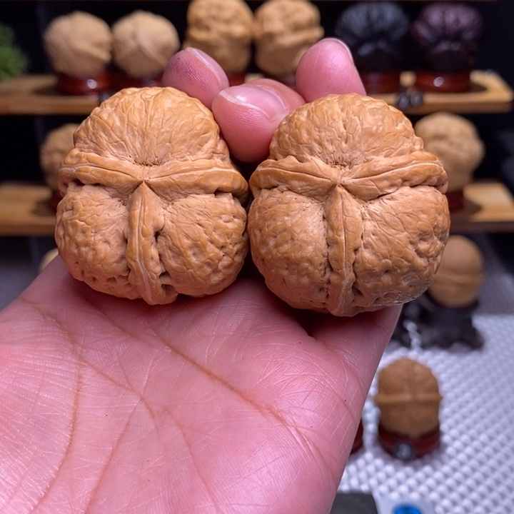 奥***仔木质类云铁炸三116号