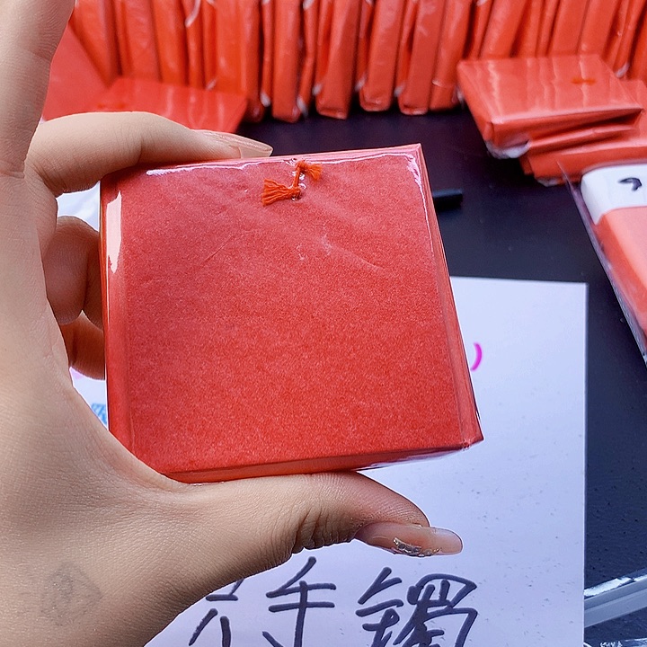 翡翠手镯未镶嵌95。