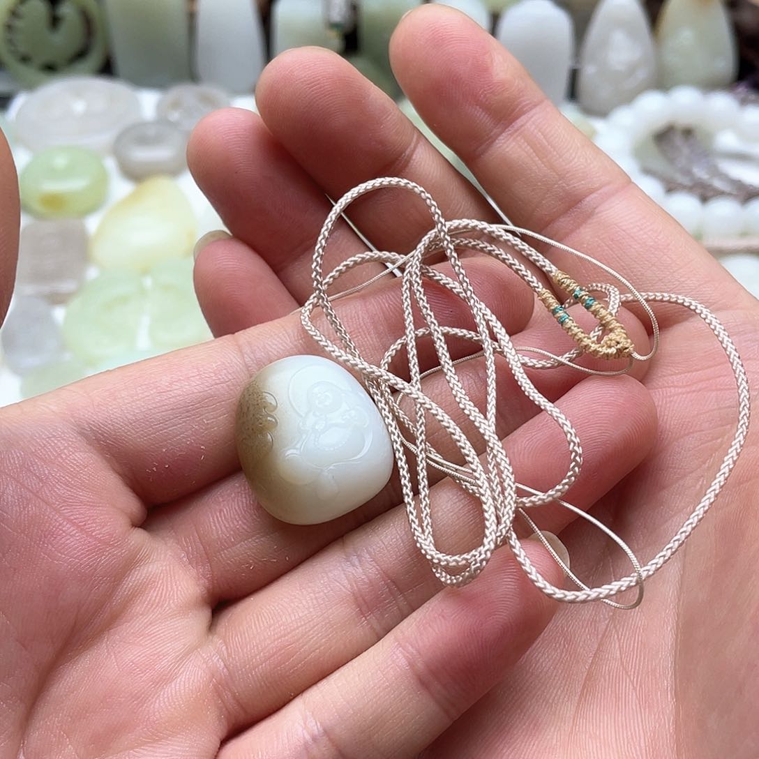 和田玉佛公吊坠未镶嵌积****O