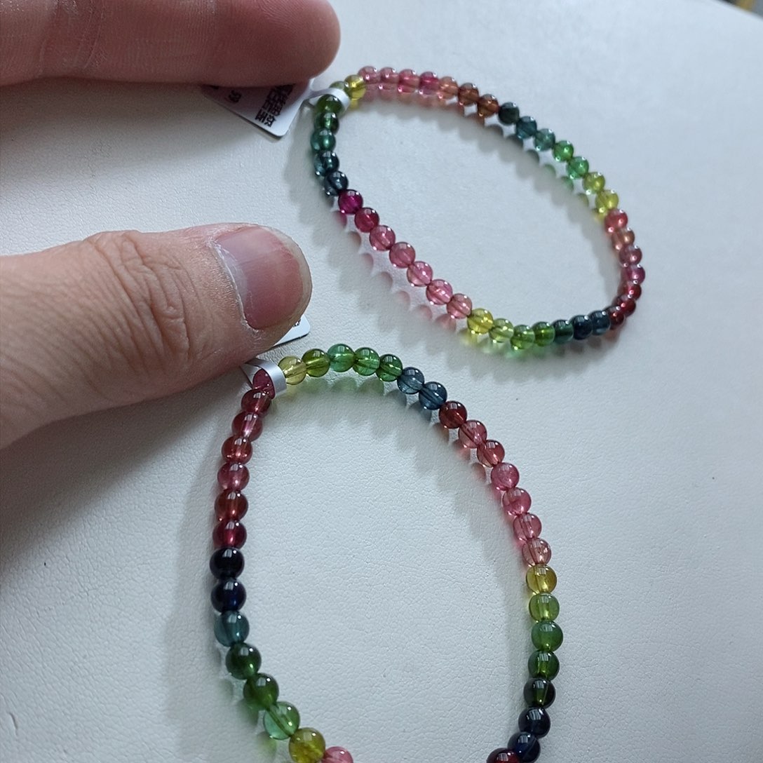 碧玺手链未镶嵌桃****?手链