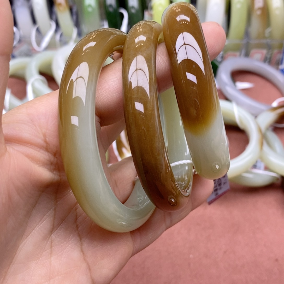 未镶嵌手镯和田玉多样性拍一发一57