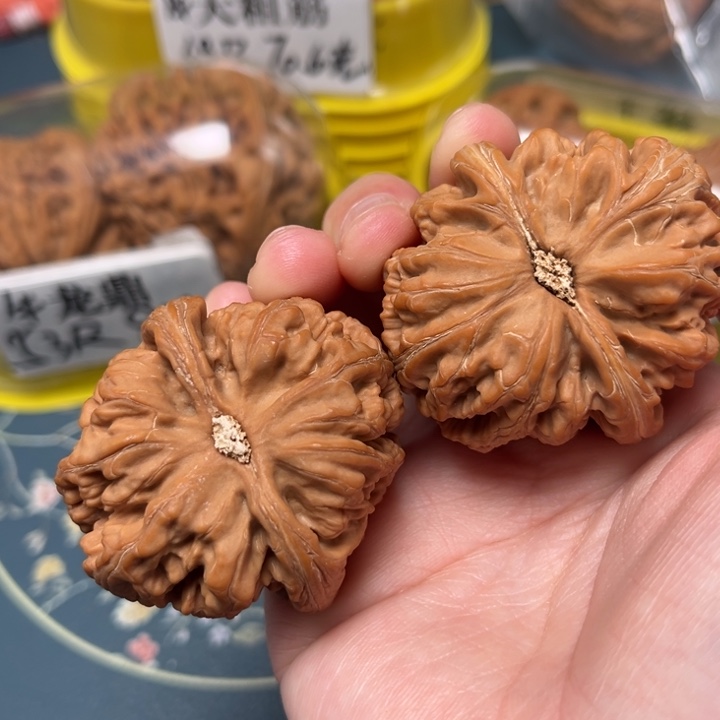 文玩核桃吊坠43-35576-05