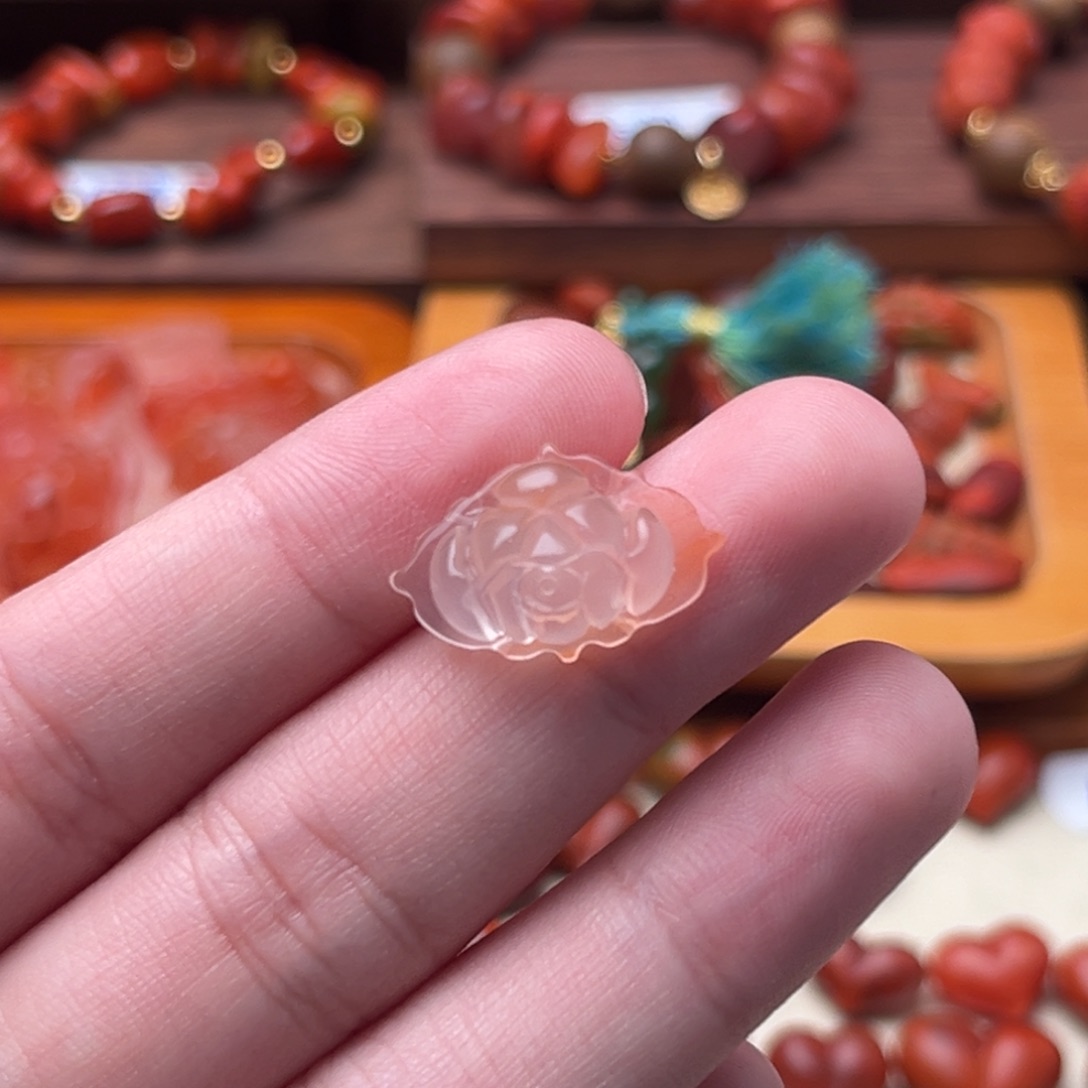 南红玛瑙南红未镶嵌7冰飘莲花福利