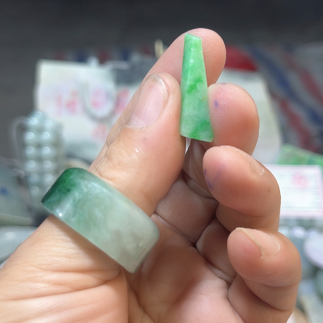 未镶嵌挂件翡翠翡翠天然翡翠天然翡翠包工