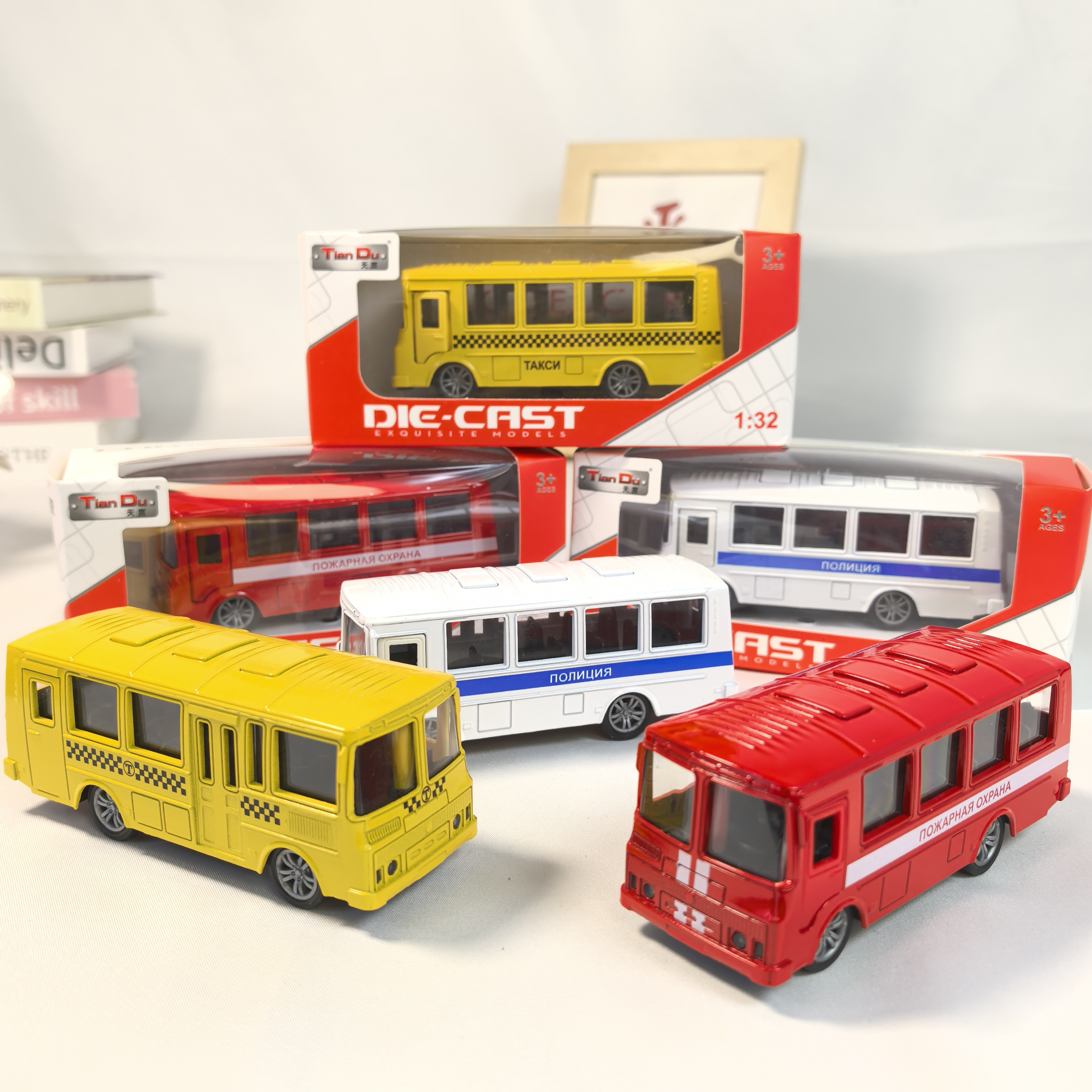 1:36合金巴士车校巴回力模型车可开门儿童男孩宝宝耐摔玩具小汽车