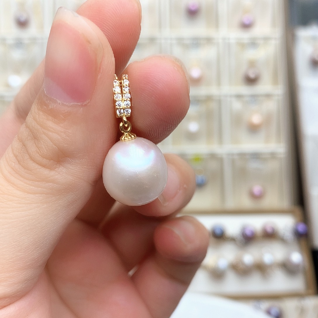 淡水珍珠颈饰合金