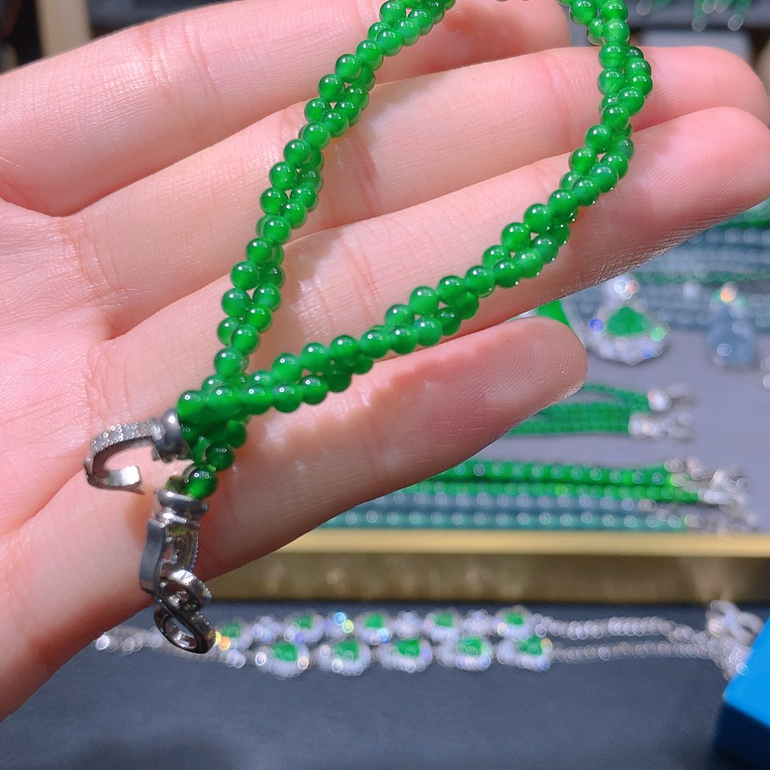 翡翠戒指未镶嵌天然翡翠