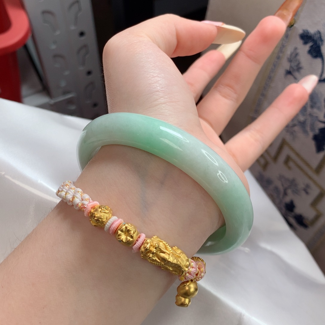 翡翠手镯未镶嵌59白底青性价比高～