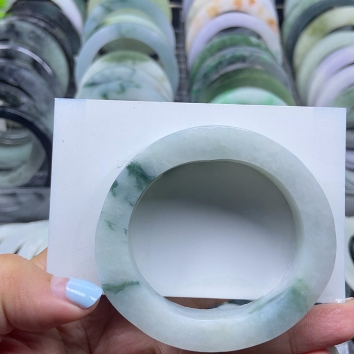 定制翡翠手镯未镶嵌