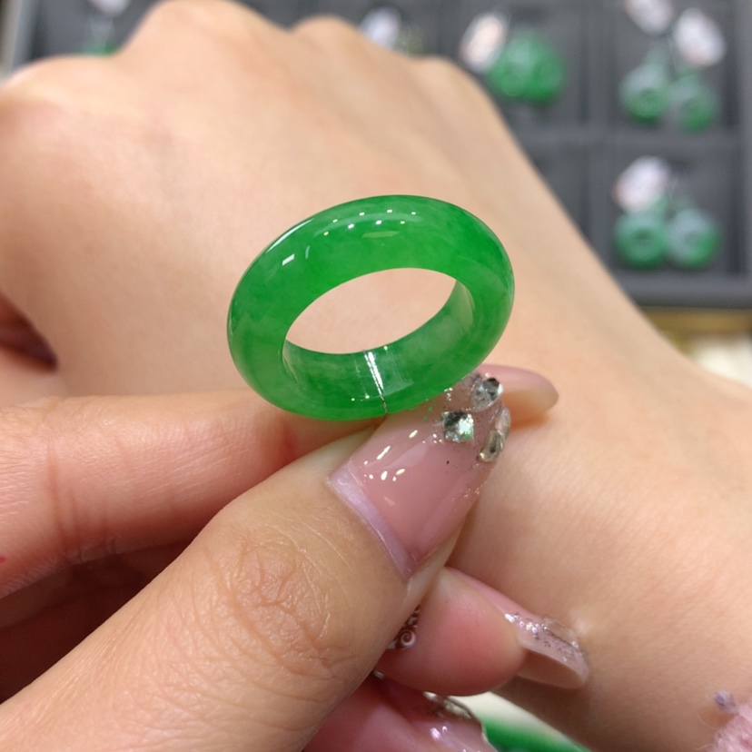 【闪购商品】翡翠戒指未镶嵌E**n尾款