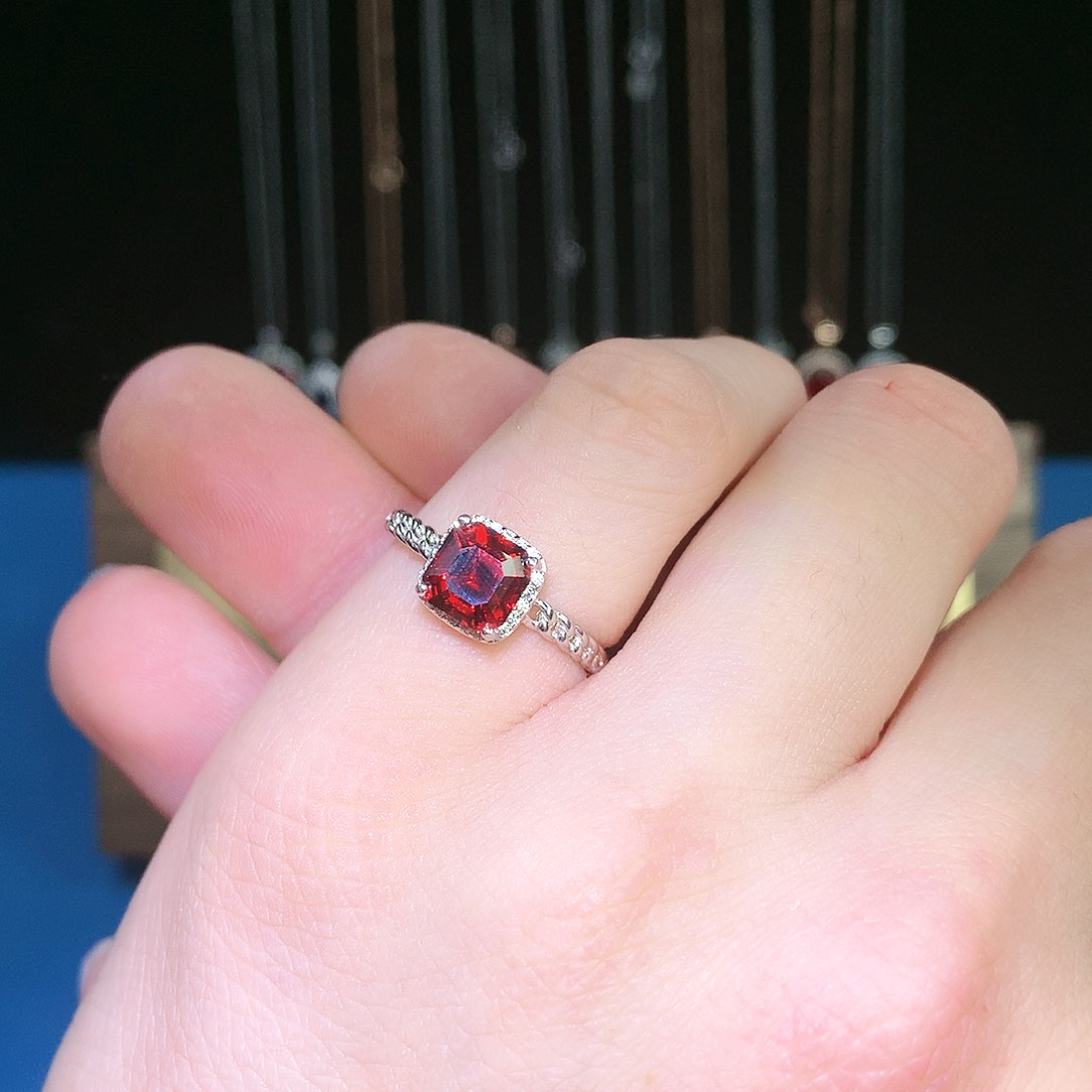 石榴石戒指银S925镶嵌