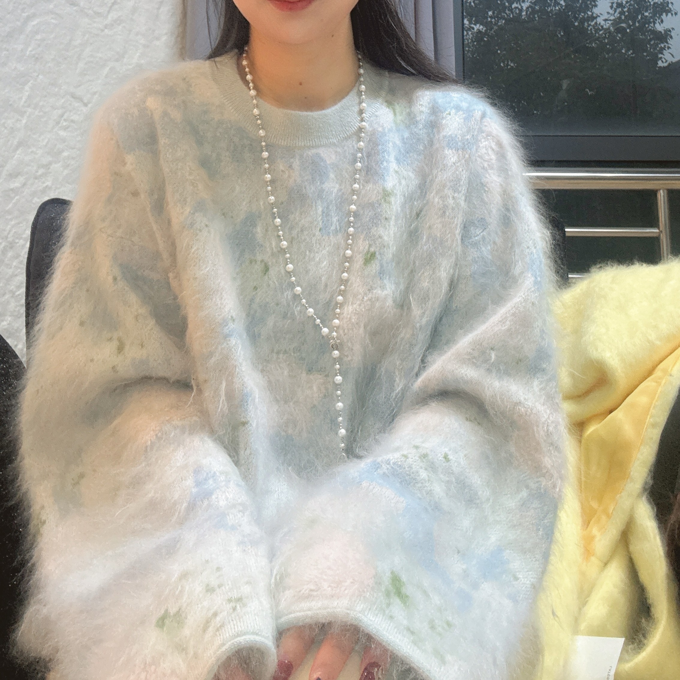 MANYAN"听雪"重磅针织宽松四色芝麻点提花山羊绒拉绒圆领衫90096