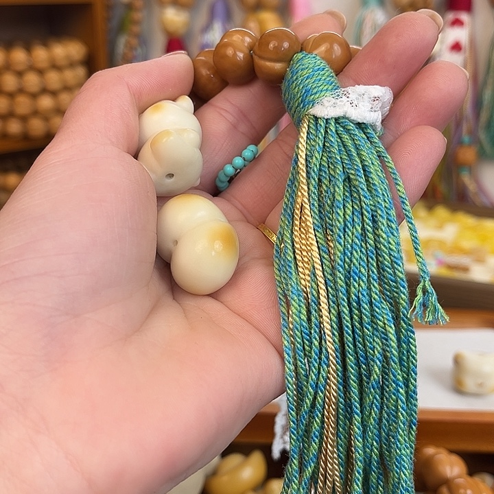 熊，爱心，卡环，流苏…………………………