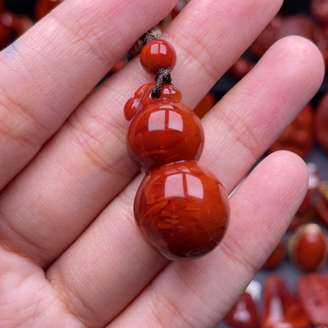 南红玛瑙未镶嵌珠宝奇石葫芦吊坠
