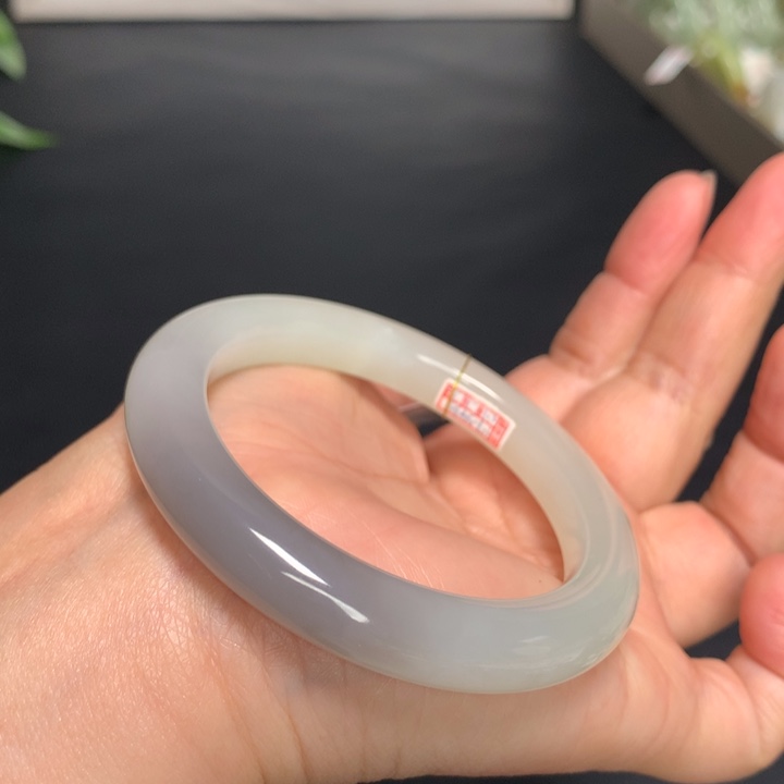 和田玉手镯未镶嵌55