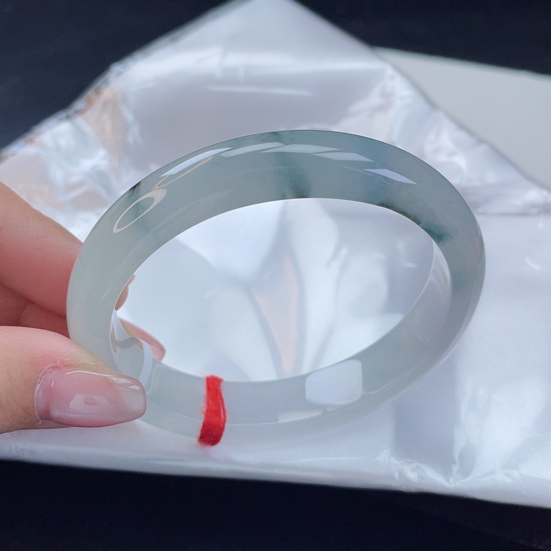 翡翠手镯未镶嵌翡翠6136