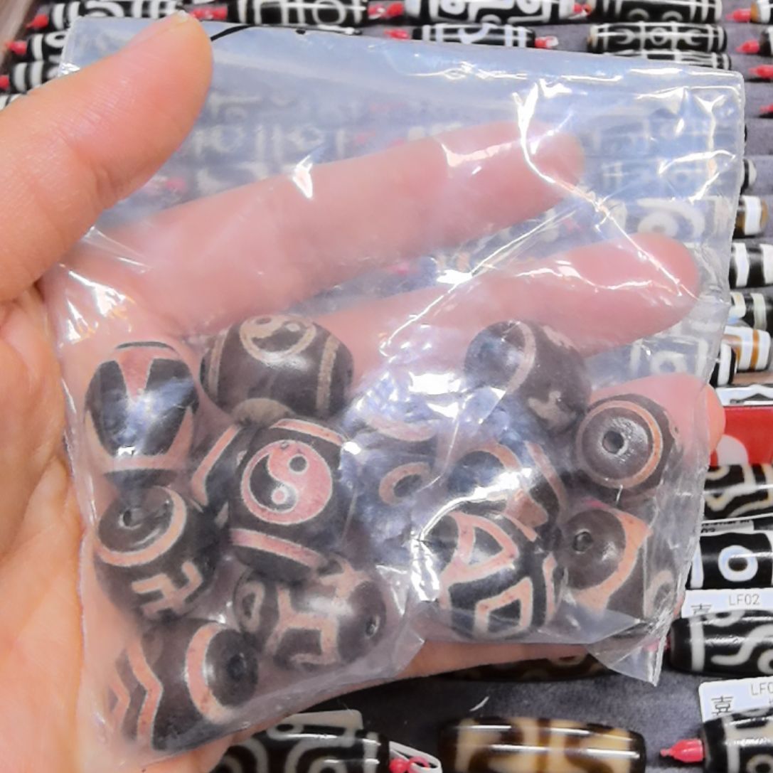 玛瑙/玉髓颈饰未镶嵌走**北