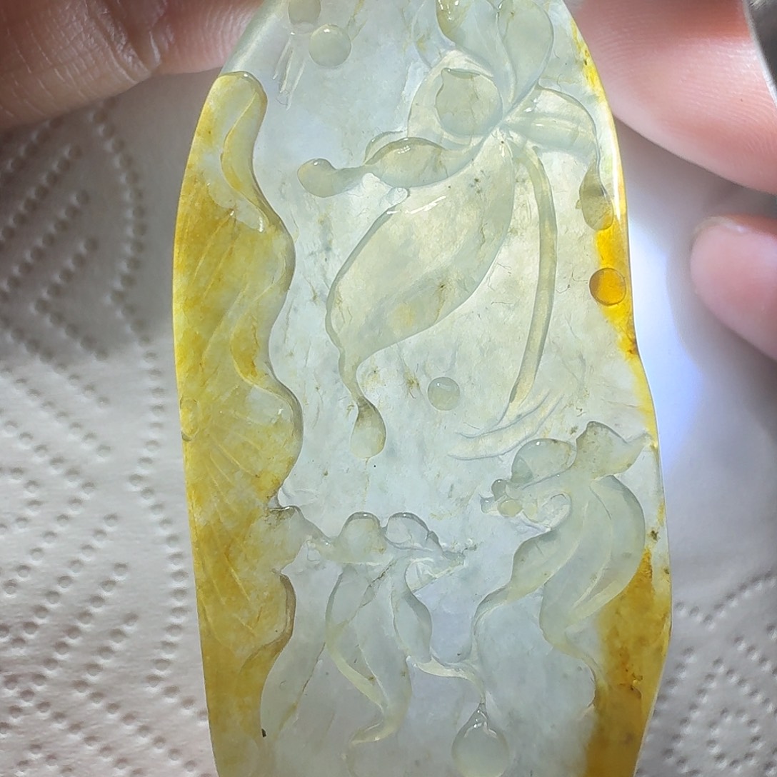 颈饰未镶嵌翡翠吊坠