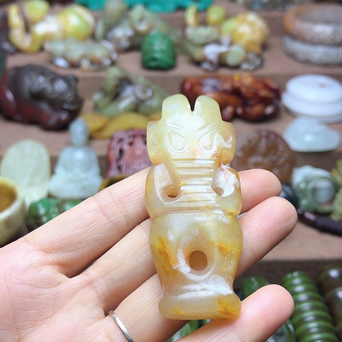 白玉菩提吊坠21。。