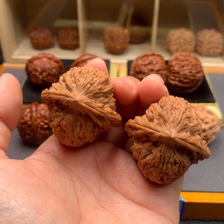 文玩核桃吊坠橘**海南疆