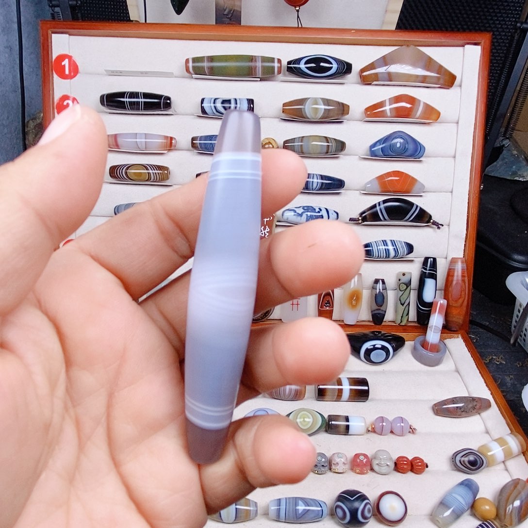 合金玛瑙/玉髓珠宝奇石一**光