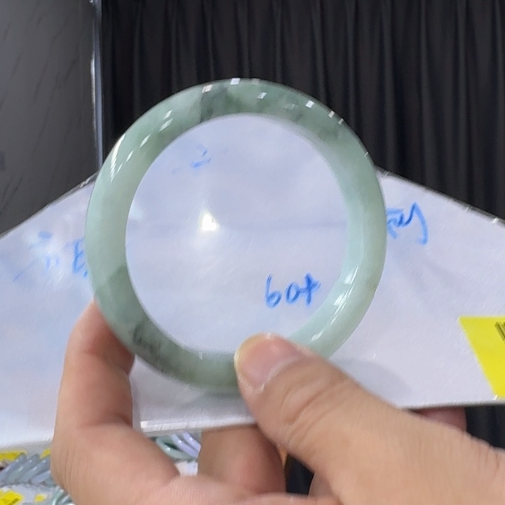 翡翠手镯未镶嵌T**G纯天然缅甸翡翠a货 买断