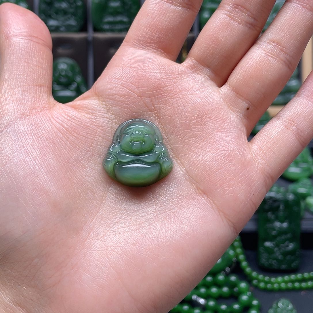 和田玉吊坠未镶嵌