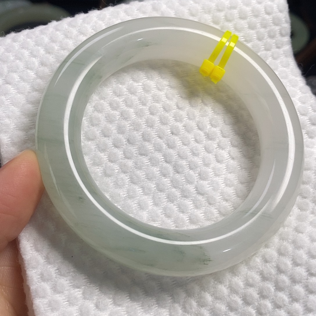 东陵石未镶嵌手镯