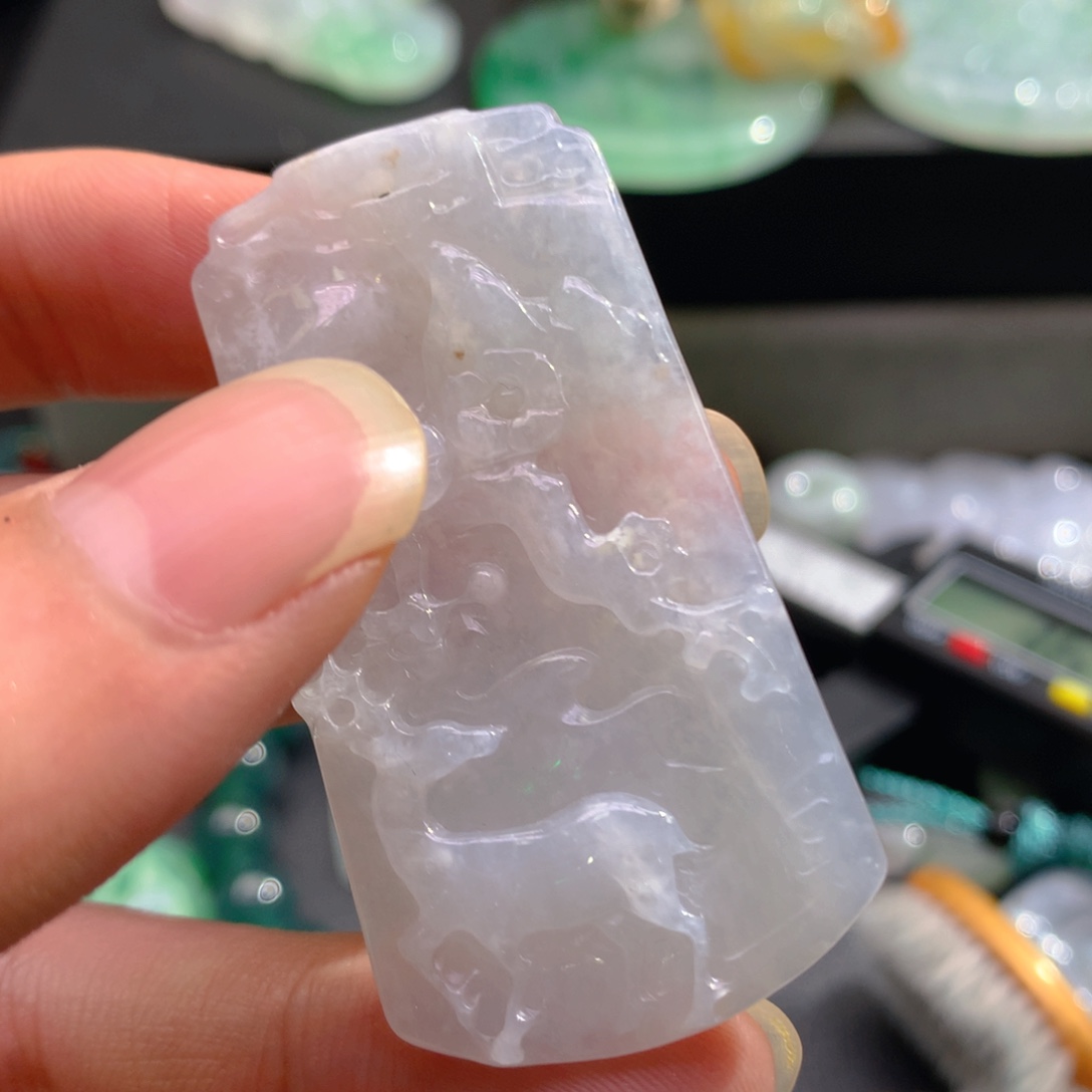 翡翠未镶嵌颈饰翡翠