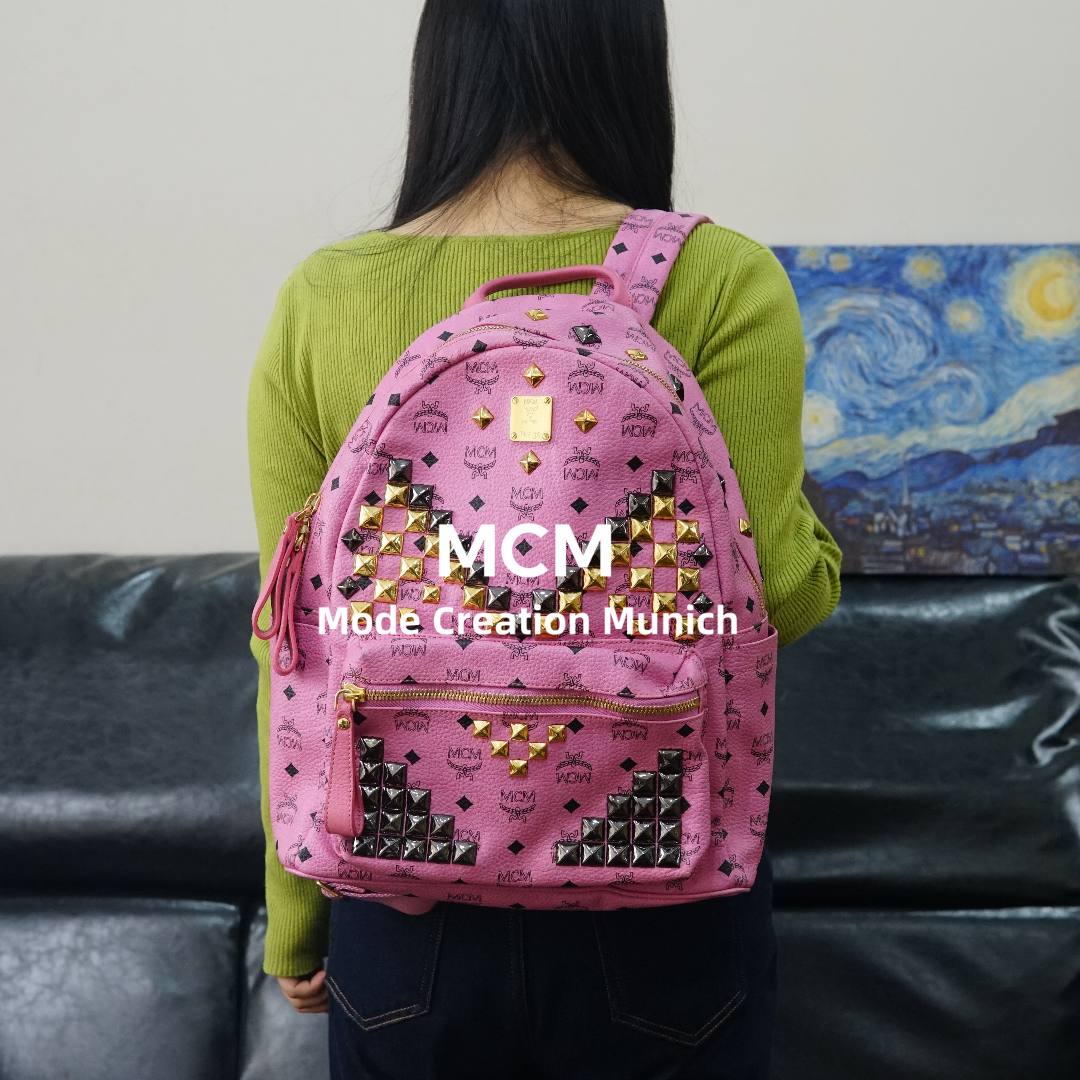95新 MCM 粉色双肩包/FYSD12705059/5059