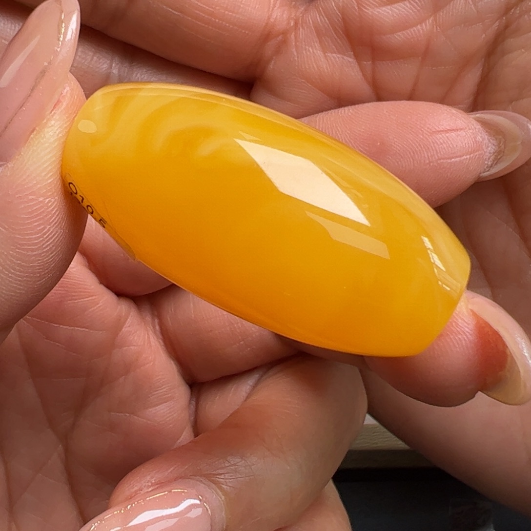 蜜蜡吊坠(不含链)未镶嵌