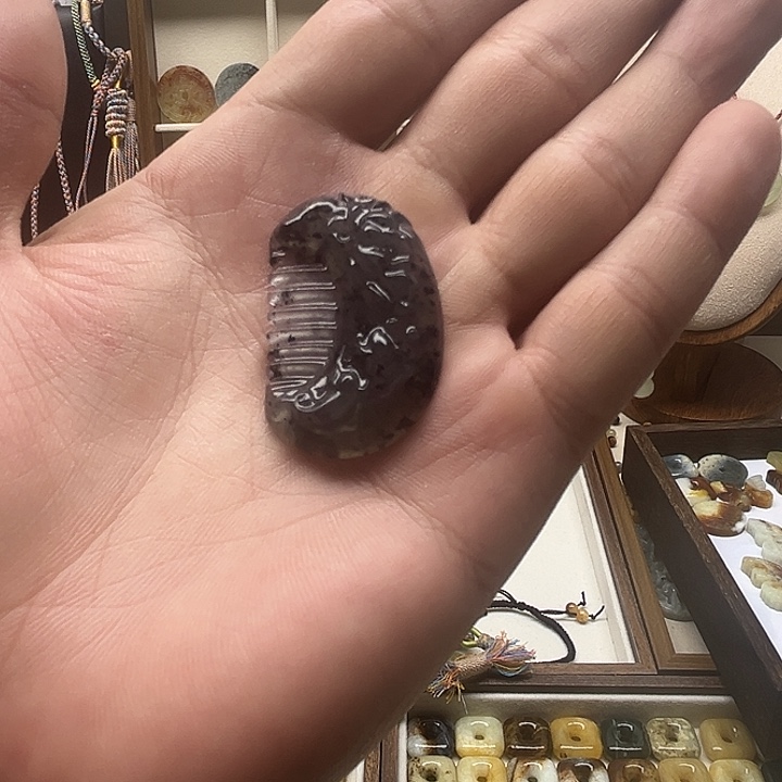蛇纹石玉未镶嵌吊坠(赠链)