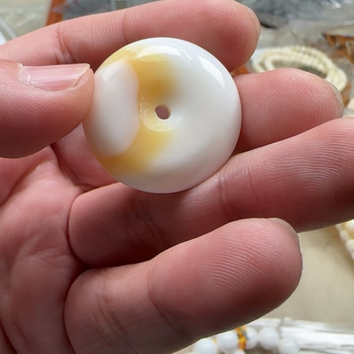 白玉菩提吊坠白色1589