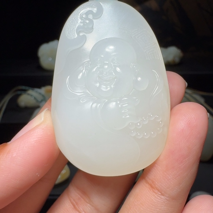 养***家和田玉未镶嵌颈饰