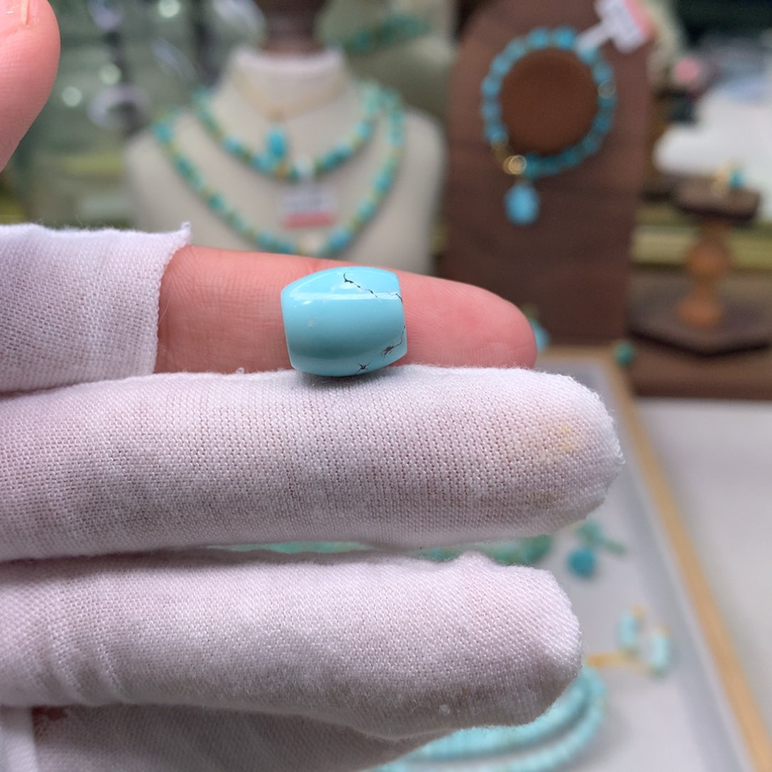 绿松石配饰未镶嵌