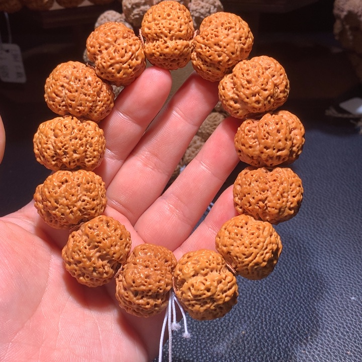 菩提籽类27+闷墩梅花