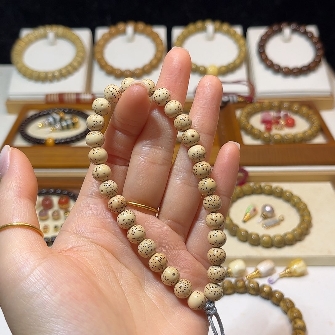 ****寶菩提手串/手链圆珠8mm