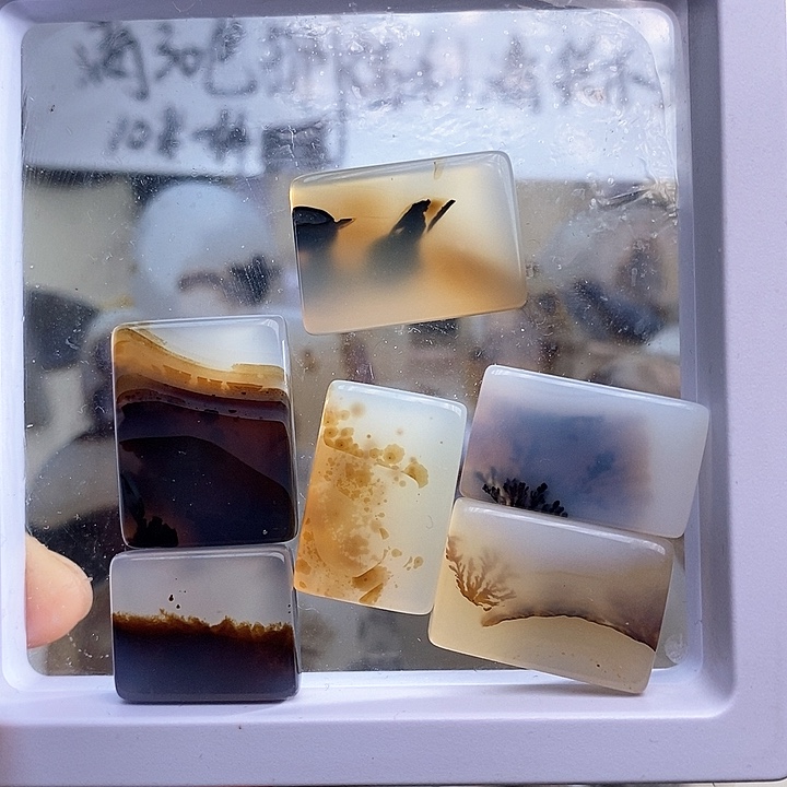 玛瑙/玉髓颈饰未镶嵌