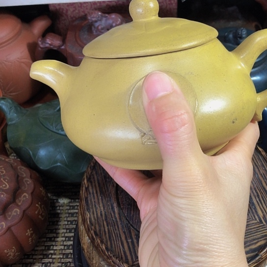茶壶紫砂大家都喜欢的一把紫砂壶。