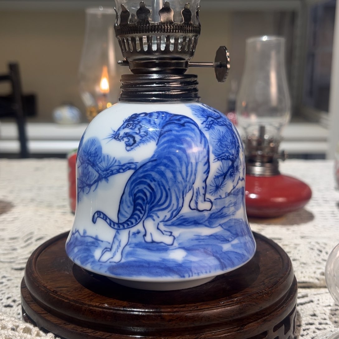 摆件景德镇陶瓷香薰灯